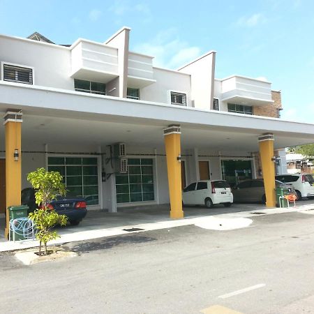 Golden Guest House קואנטאן מראה חיצוני תמונה